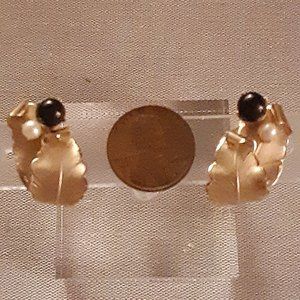 STAR BRAND CLIP EARRINGS/VINTAGE